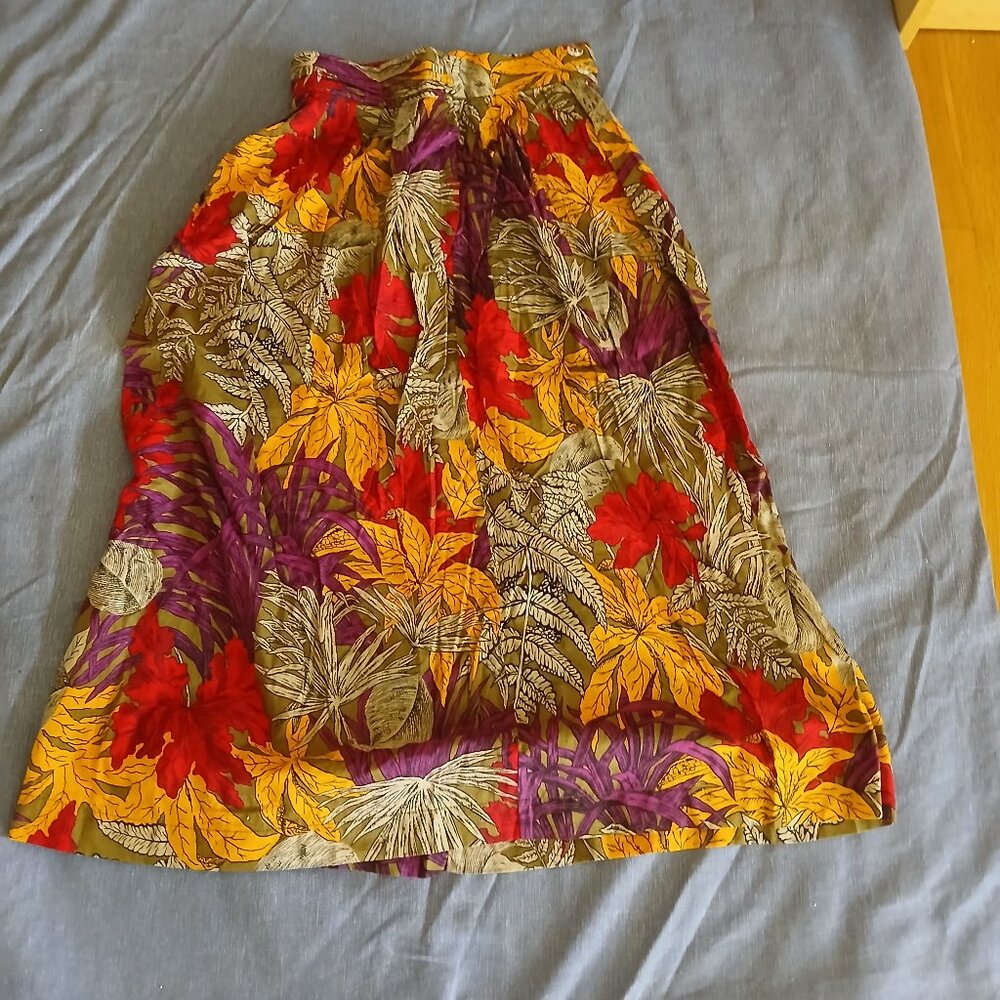 Rafaella Women fall leaves Skirt 100% cotton Size 4